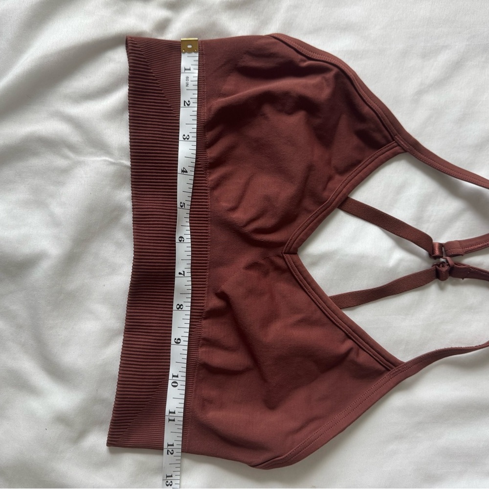 Lululemon sports bra - Picture 5 of 5